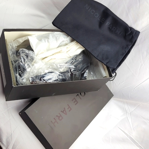 🆕🌿NICOLE FARHI SUEDE WEDGE SHOES🌿 - Picture 6 of 16